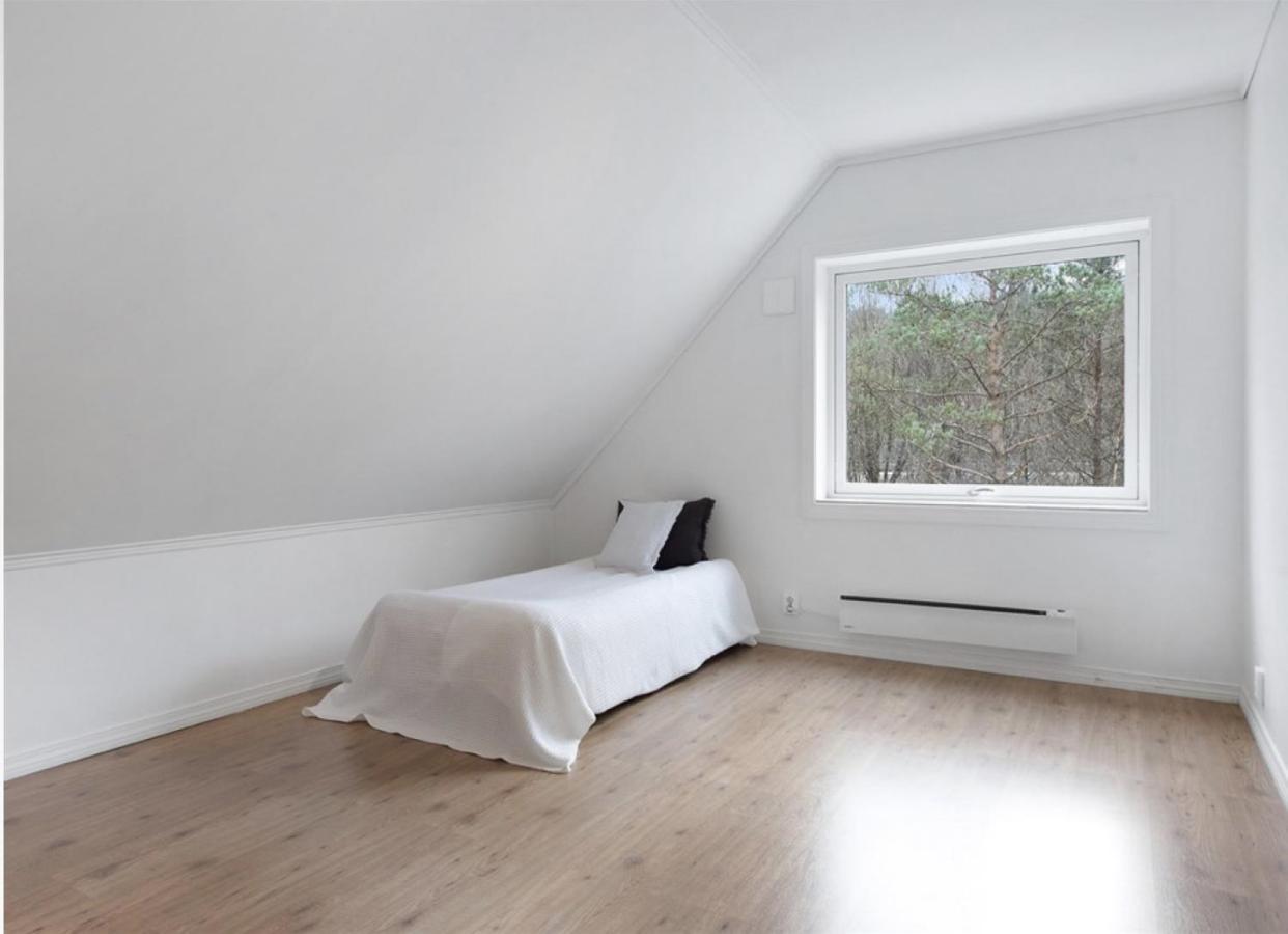5-bedroom In Asane, Holiday home *